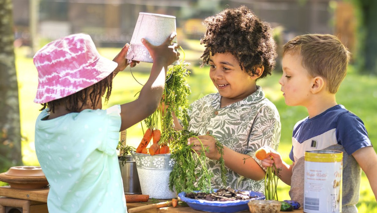 Image from the current cover of our catalogue