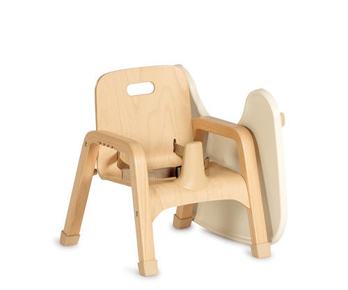 Mealtime chair with tray