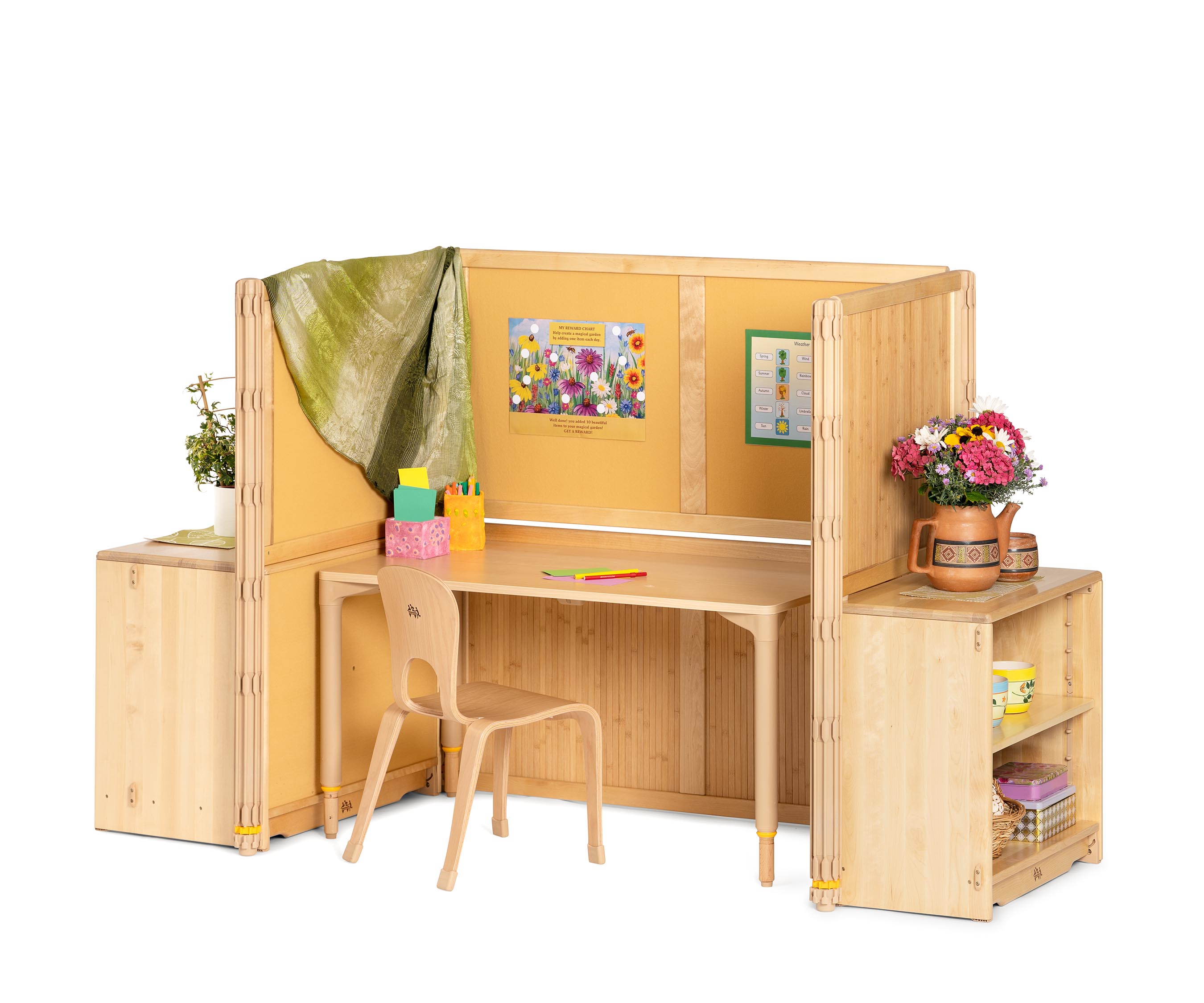 F926 Workstation candid