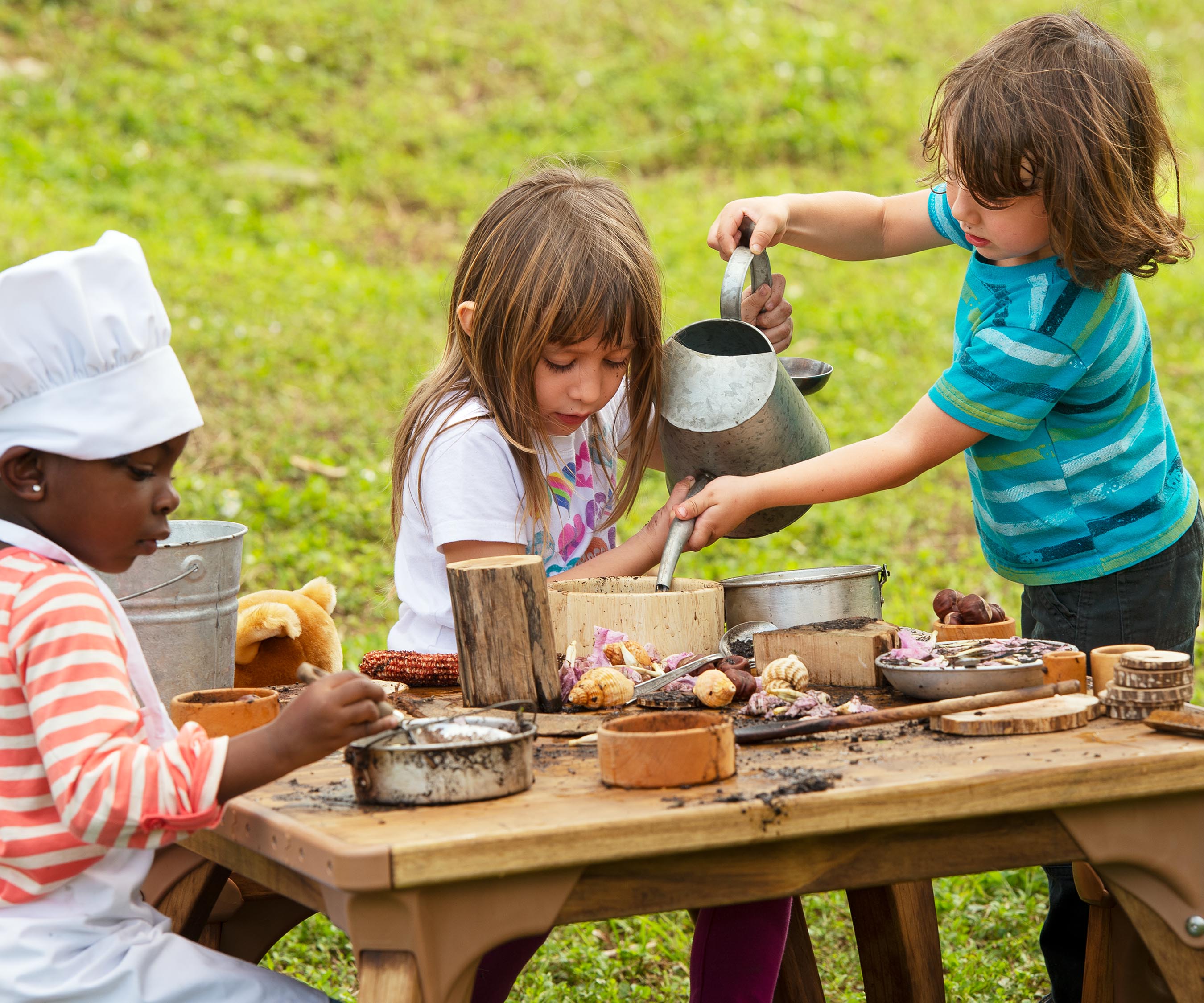 W342 Square Outlast play table 3