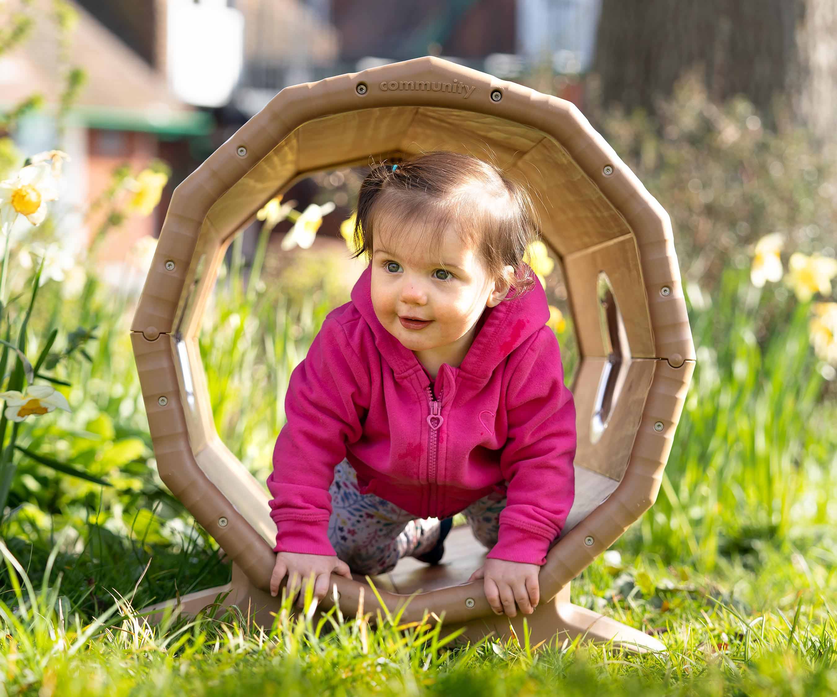 W482 Outlast tunnel candid