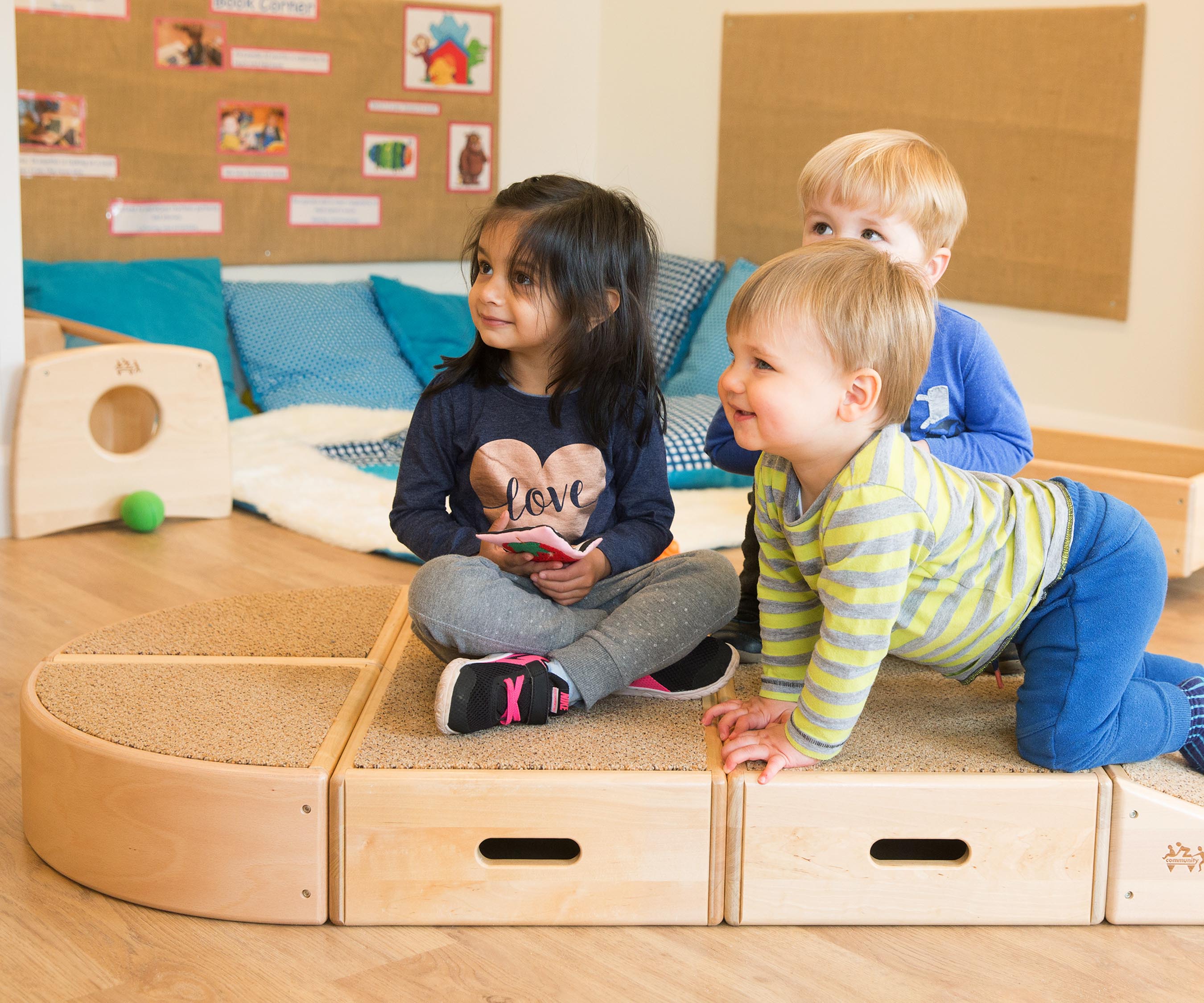 C916 ToddleBox, Small curve 1