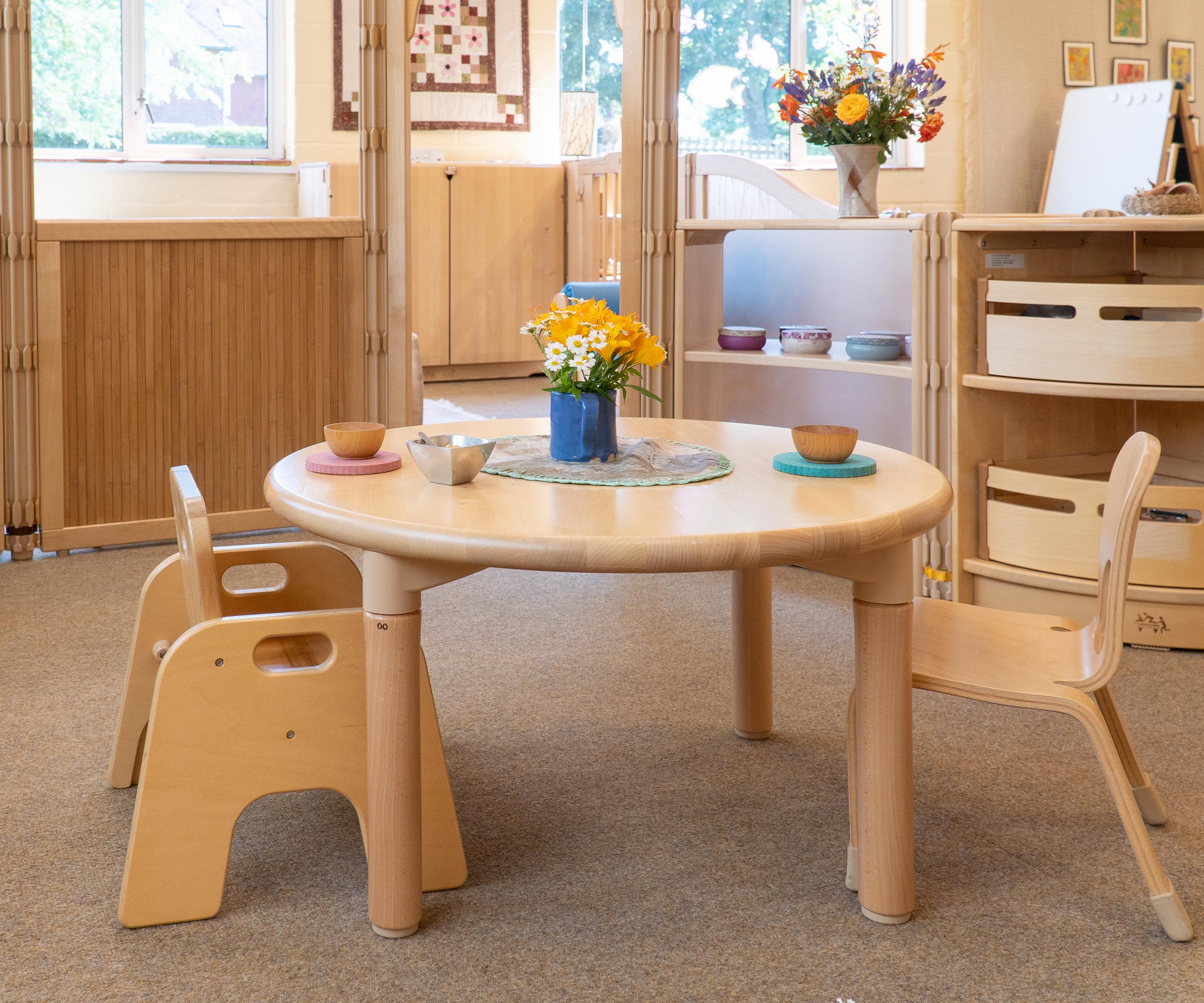 C231 Round play table candid 1